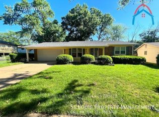 337 Towerwood Dr, Ballwin, MO