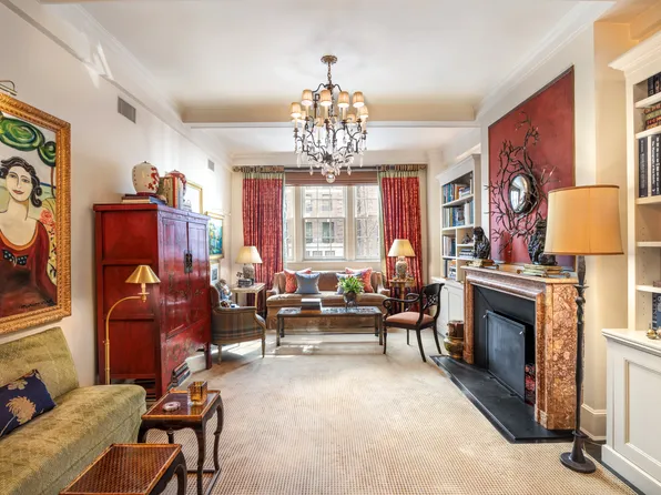 444 East 57th Street image 1 of 17