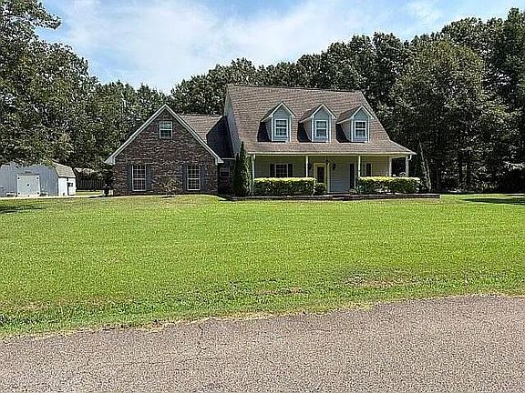 2nd image of 200 County Road 445