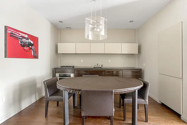 Sold by Compass | media 7