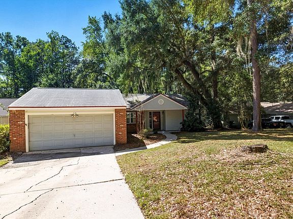 3rd image of 265 Starmount Dr