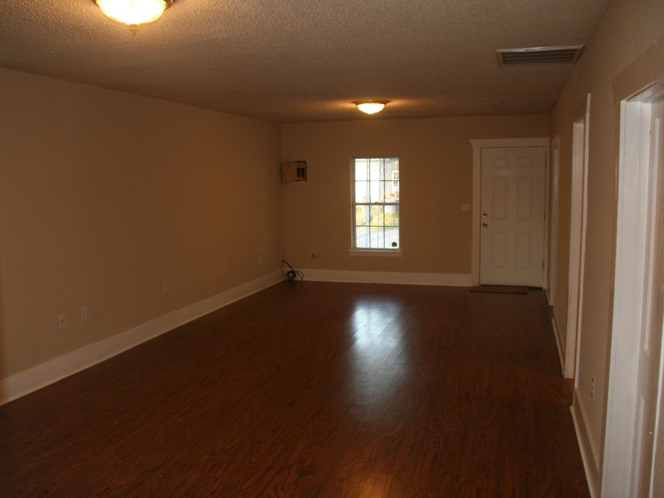 2nd image of 416 S 56th Ave W