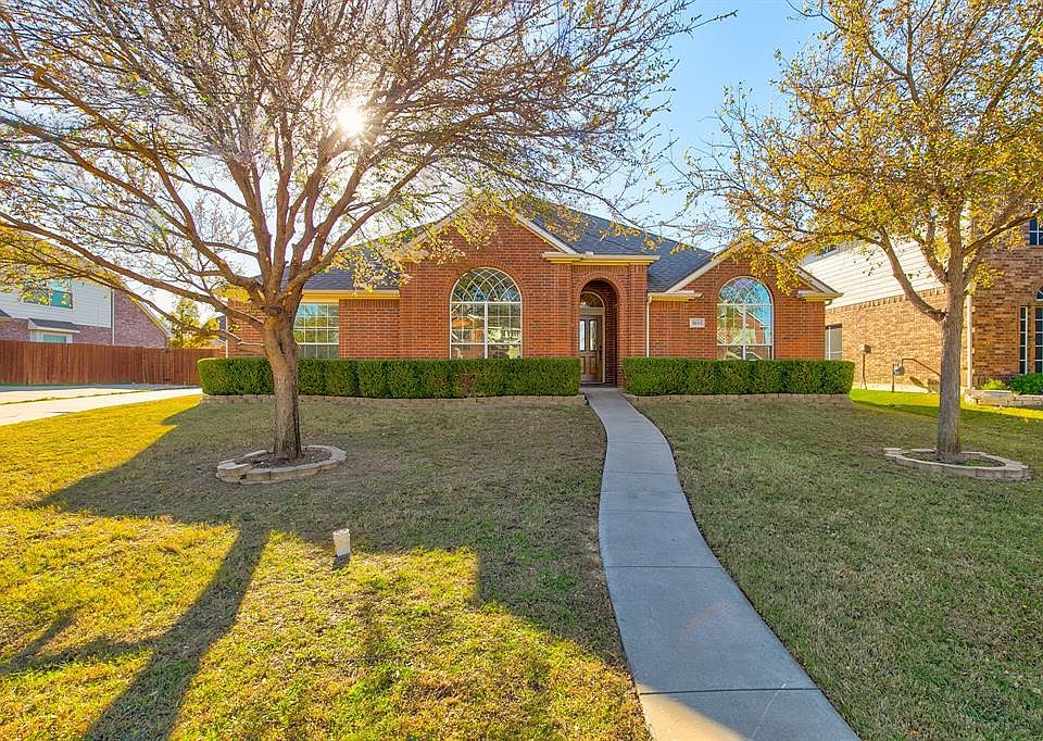 1st image of 3011 Saint Joseph Dr