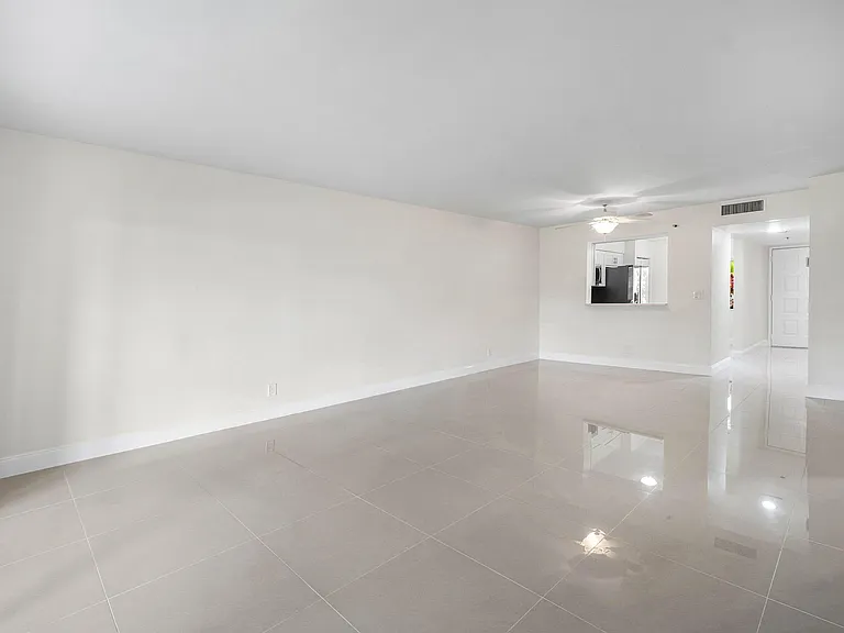 7290 Kinghurst Dr #106 — Photo 10