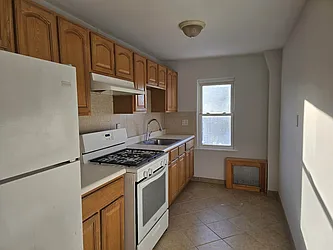 Rented by Metropolis International Realty Inc.