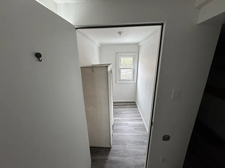 169 N Grant St #4 — Photo 5
