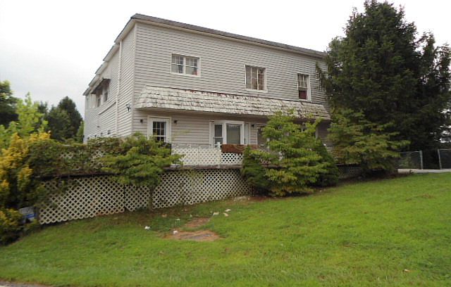 1st image of 6001 Fairystone Park Hwy