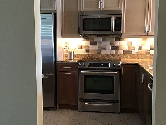 4th image of 1712 Kings Lake Blvd APT 104