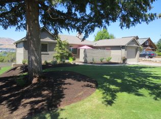 2502 NW Cascade Ave, East Wenatchee, WA 98802