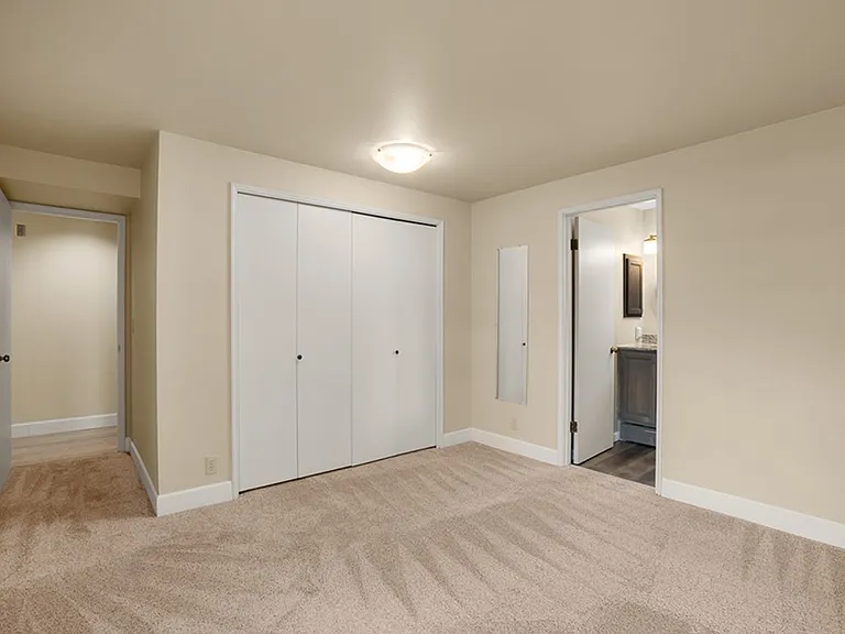 4222 Beach Dr SW #402 — Photo 9
