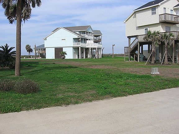 3rd image of 4123 Mendocino Dr