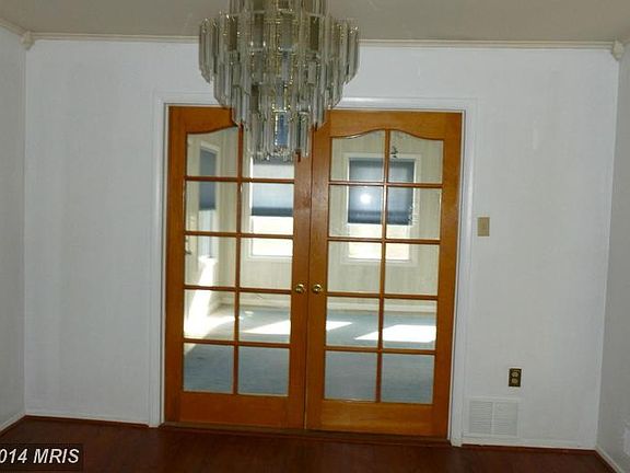 4th image of 9304 Southmoor Ct
