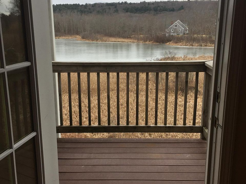Serene, tranquil pond view!