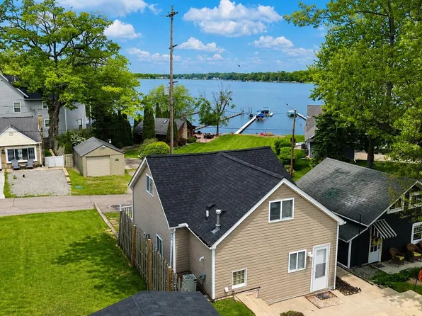 2948 Russell Ct, Clarklake, MI 49234