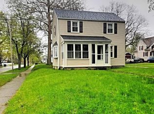 122 Sheraton Dr, Rochester, NY 14616