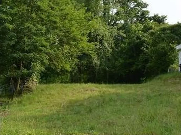 179 Elliott St, Clarksburg, WV 26301