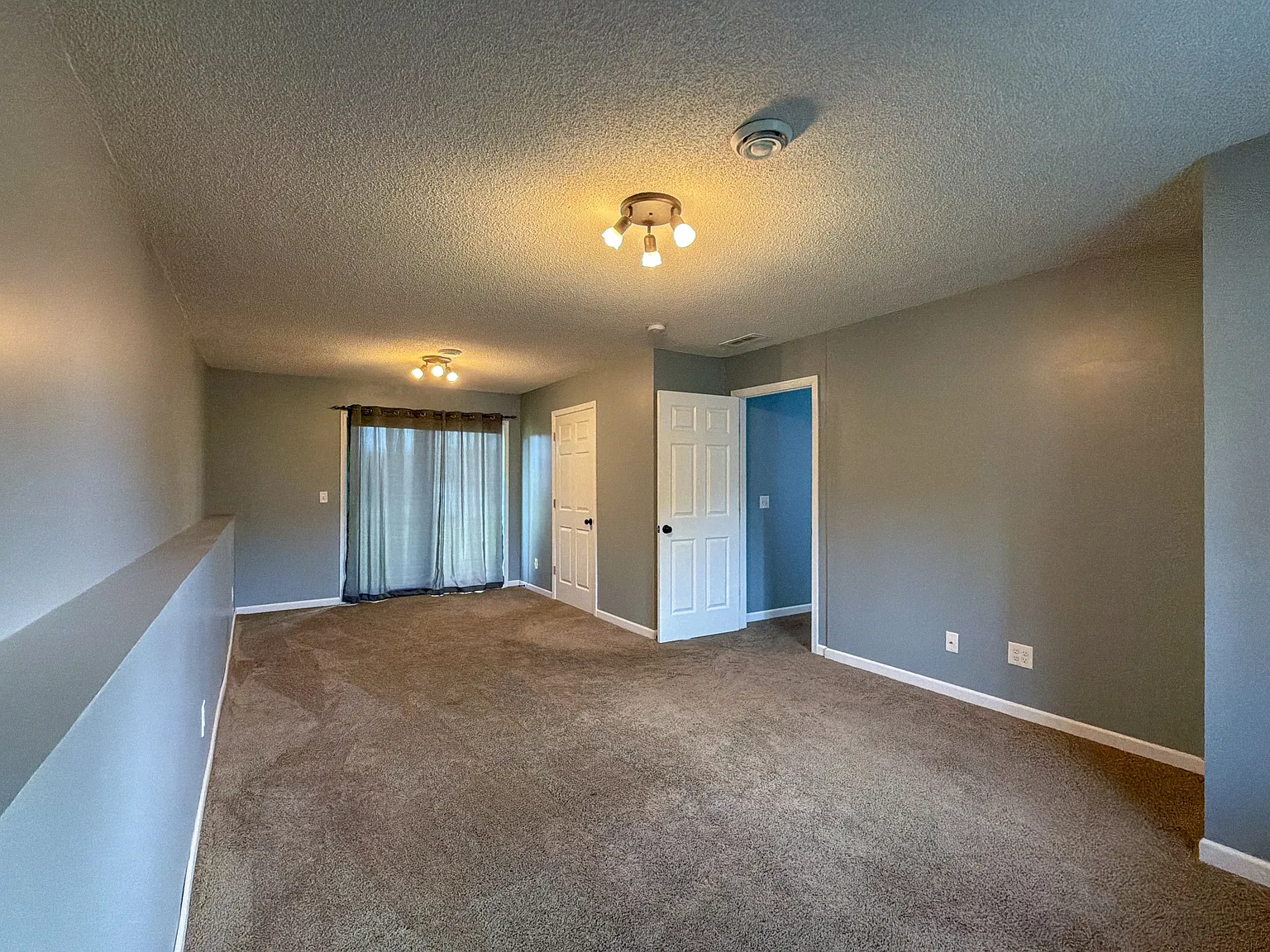 820 Cole Avenue - 1 — Photo 2