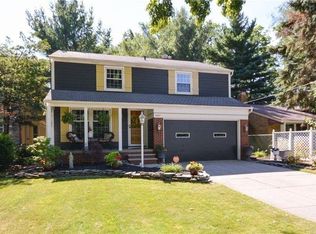 2187 Riverside Dr, Lakewood, OH
