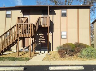 112 Ashley Dr, Fairview Heights, IL 62208
