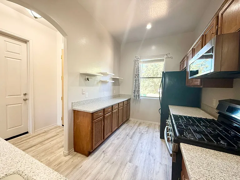 6735 E Kilkenny Pl — Photo 5