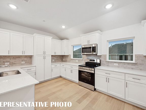 7th image of this home
