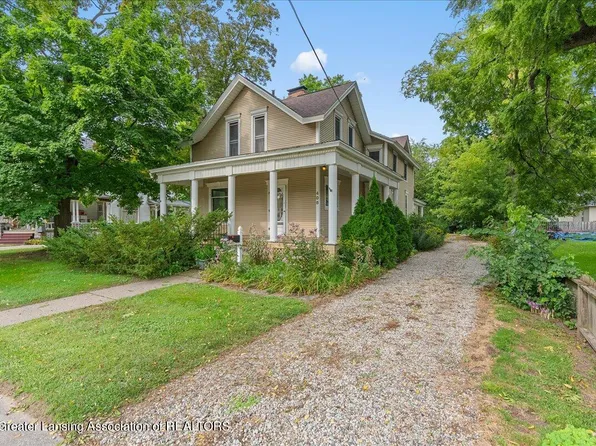 408 S Cochran Ave, Charlotte, MI 48813