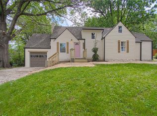 5825 Hadley St, Merriam, KS 66202