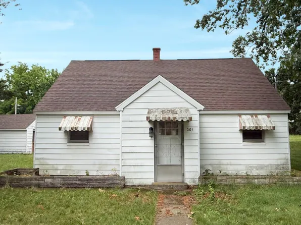 301 McMaster St, Dowagiac, MI 49047