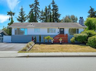 164 Stanford Ave W, Parksville, BC