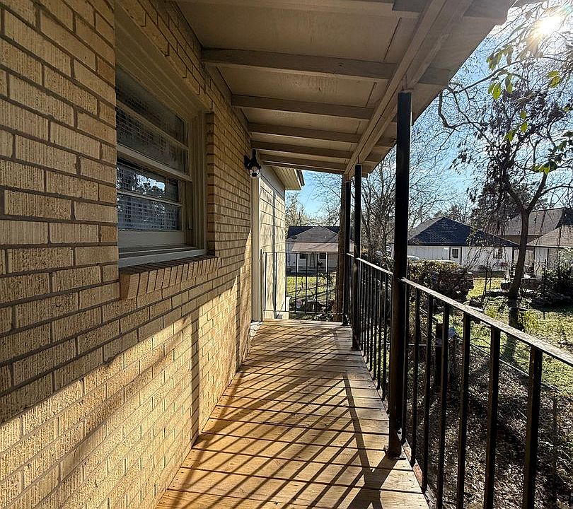 1st image of 1312-1316 W 1st St #1316-B