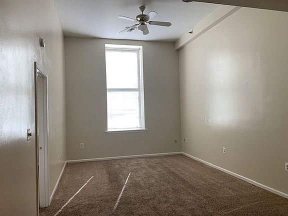 3rd image of 288 Cumberland St APT 202