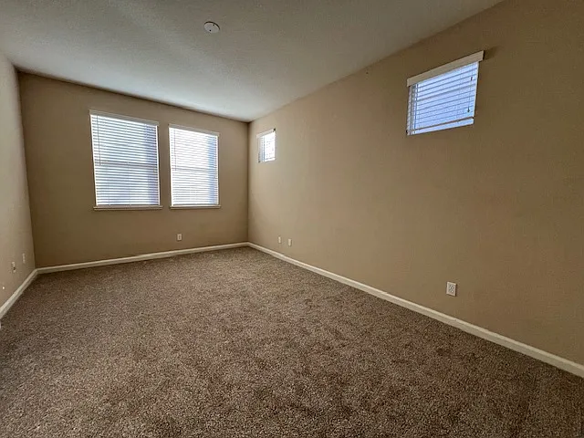 191 Cinema St — Photo 6