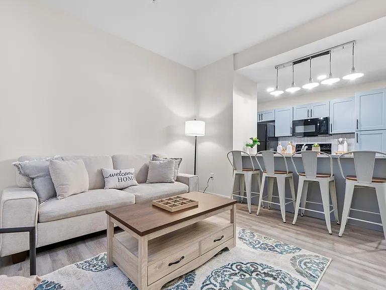 Altamont Apartments Limited-Time Special! First Month FREE with Approved Application! — Photo 31