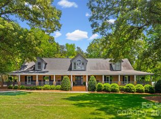 16105 Langston Dr, Charlotte, NC 28278