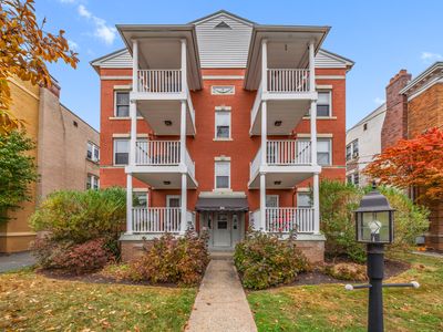26 Robin Road APT 2, West Hartford, CT, 06119