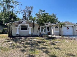 5736 Colonial Dr, New Port Richey, FL 34653