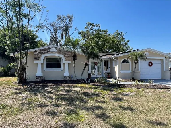 5736 Colonial Dr, New Port Richey, FL 34653