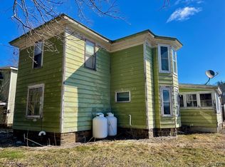 34 Stewart St, Richland, NY 13144