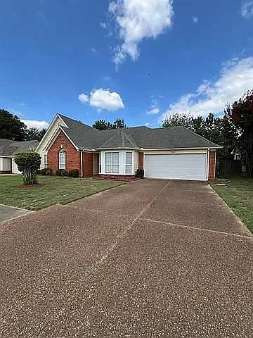 4558 Kings Grant Dr