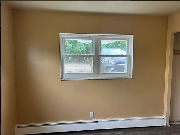 2nd image of 16818 1st St #1