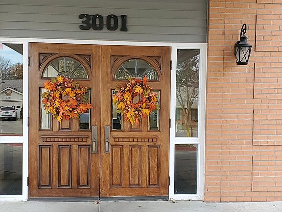 3rd image of 3001 S 51st St Unit 305