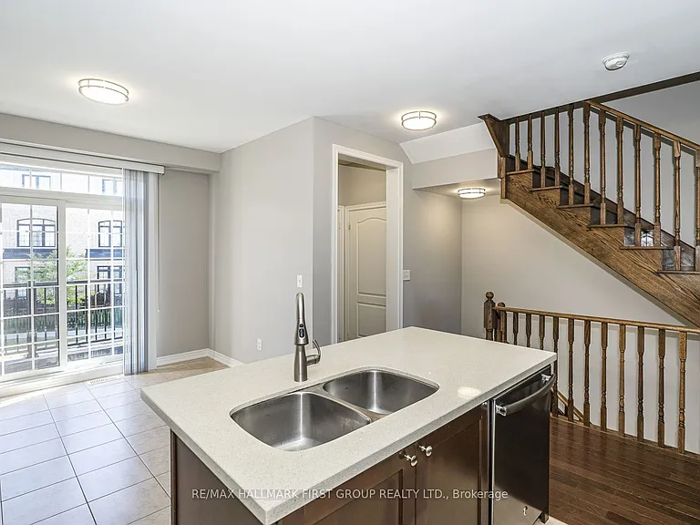 64 Quarrie Ln — Photo 14