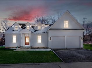 4291 Stonebridge Dr, Bethlehem, PA 18015
