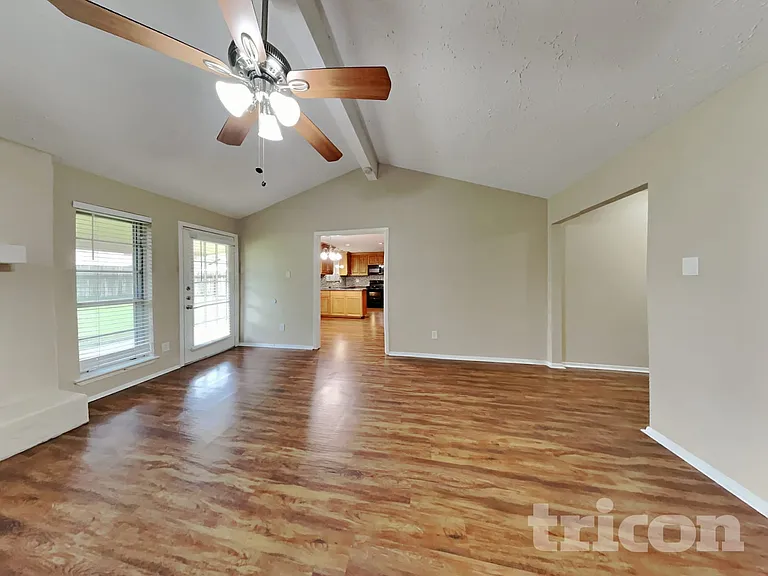 16231 Cypress Point Dr — Photo 2