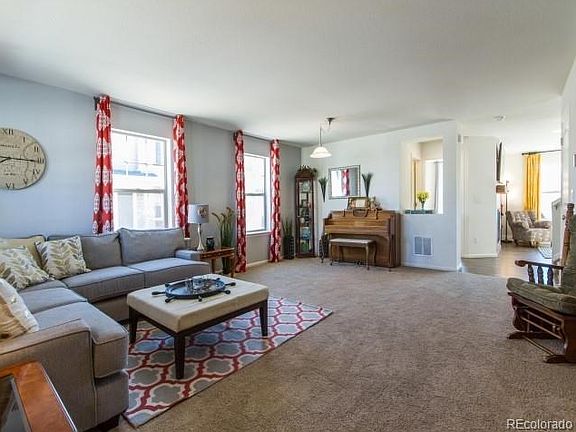 Living Room/Dining Room