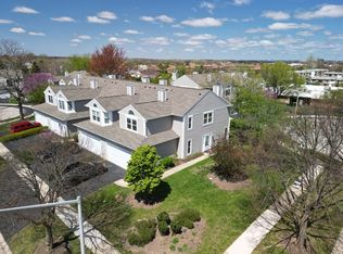 2326 Hamilton Pl, Schaumburg, IL 60194