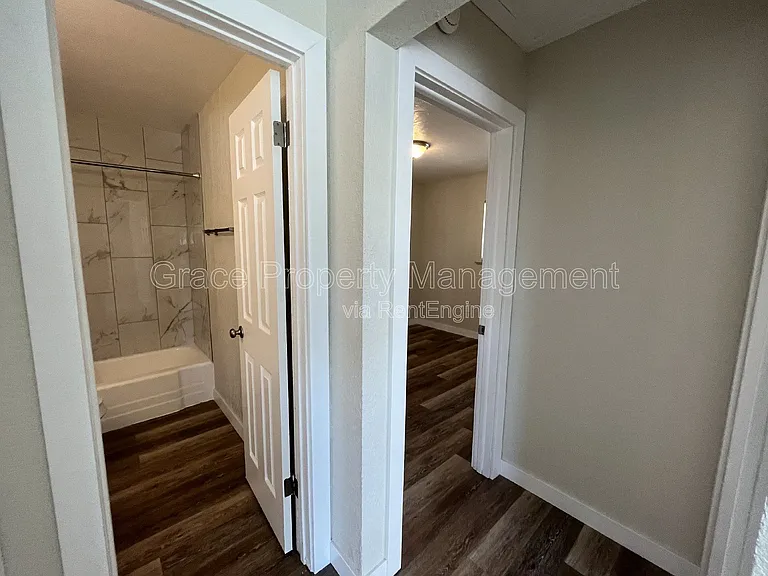 543 S 1st Way — Photo 6