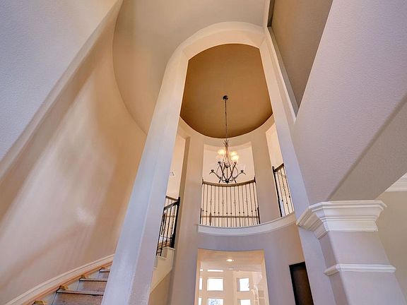 5th image of 26123 Tintagel Ln