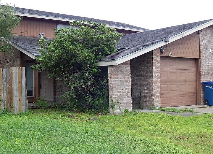 1st image of 11660 Flatrock Crossing Cir #A
