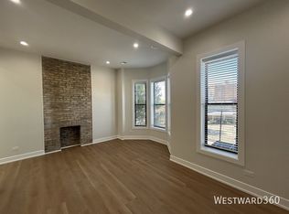 805 W Weed St #3W, Chicago, IL 60642